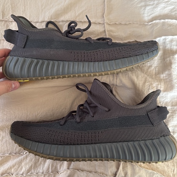 Yeezy Boost V2 Cinder 11.5 - Picture 4 of 5